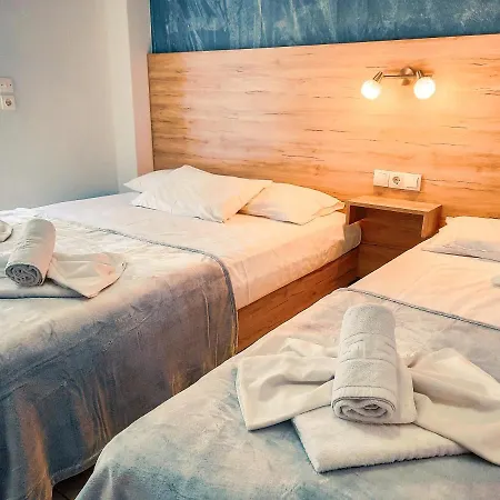Lägenhetshotell Anastasia 4*