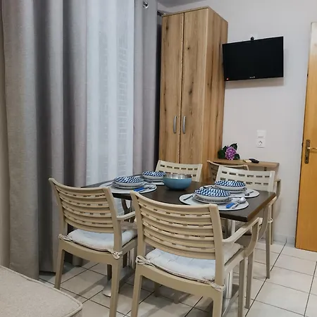 Lägenhetshotell Anastasia 4*